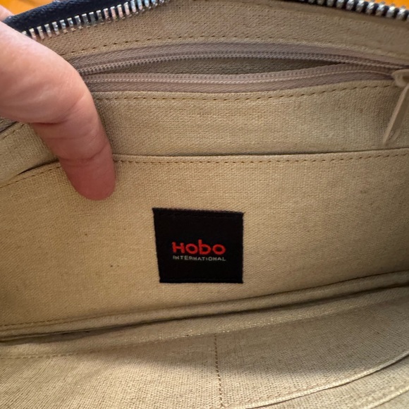 NWT $98 Hobo International Wristlet, Clutch, Zoe Tropical - Picture 5 of 8